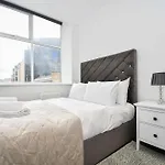 Cosy & Bright 1 Bedroom In *