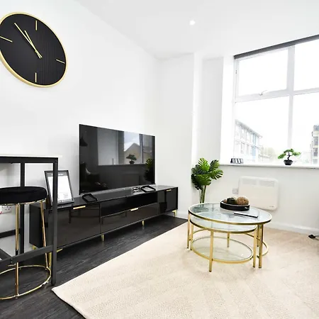 Cosy & Bright 1 Bedroom In *