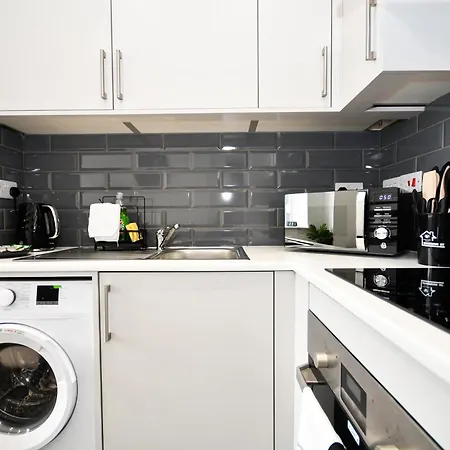 Cosy & Bright 1 Bedroom In Apartamento