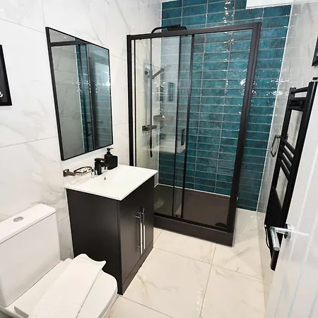 Cosy & Bright 1 Bedroom In * Bradford