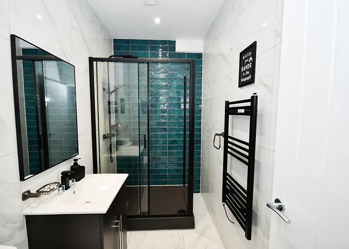 Cosy & Bright 1 Bedroom In * Bradford (West Yorkshire)